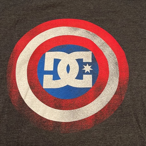 DC Tee - Picture 2 of 3